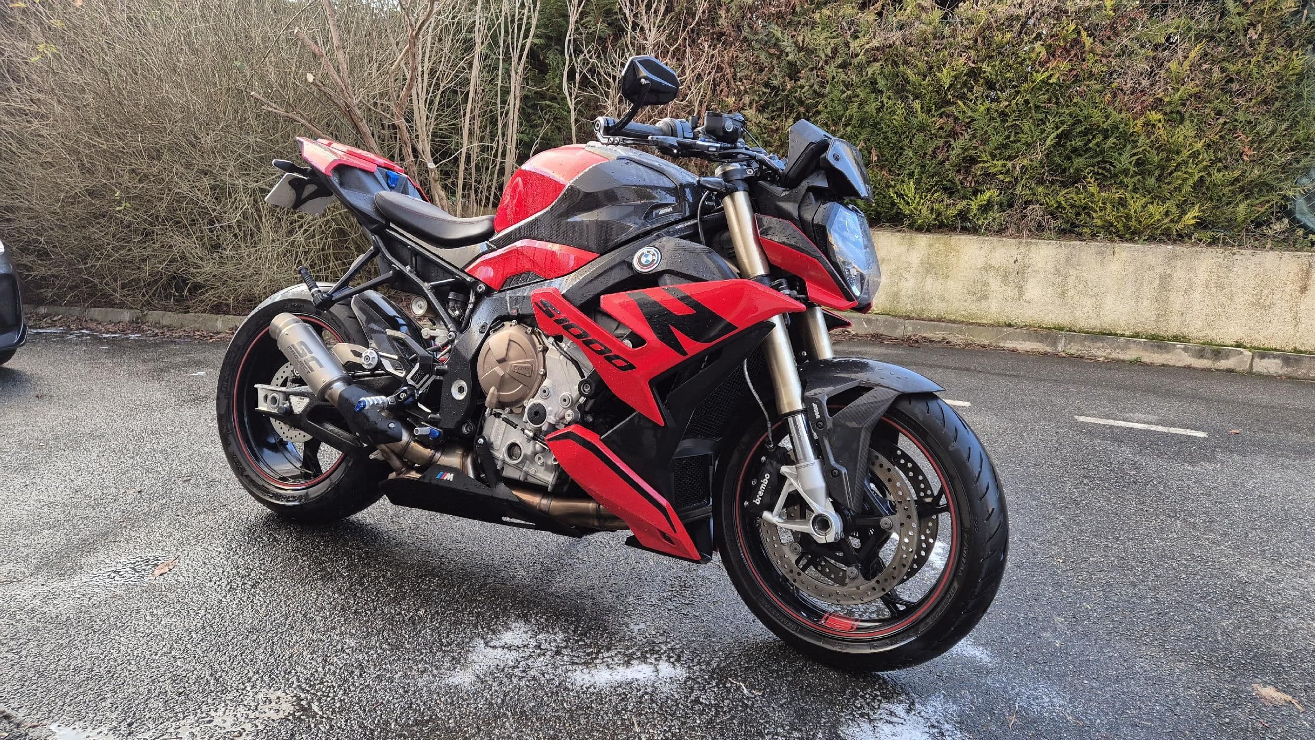 BMW S1000R
